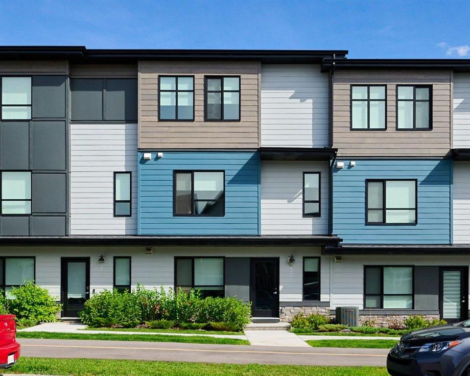 50 Cranbrook Gardens SE, A2348776, Alberta,