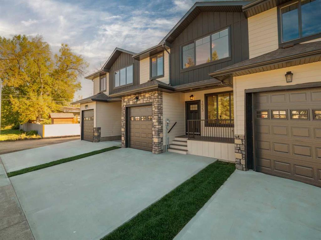 1525 17 Street S, A2348777, Alberta,