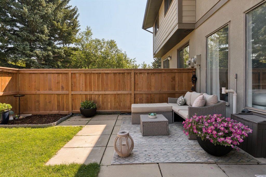 Fifth View of 9, 5019 46 Avenue SW, Glamorgan, Calgary, Alberta, T3E6R1