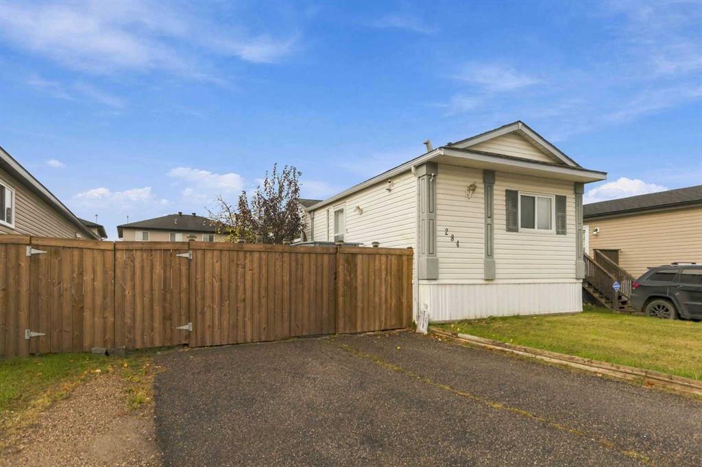 Third View of 284 Caouette Crescent , Timberlea, Fort McMurray, Alberta, T9K 2H9