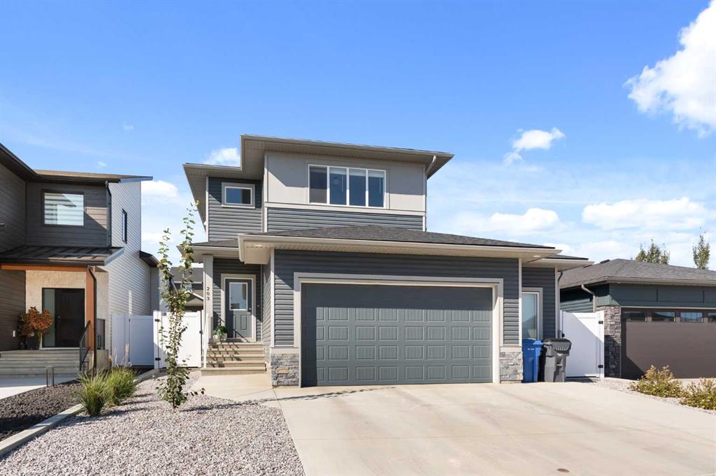 203 Hamptons Crescent SE, A2348878, Alberta,