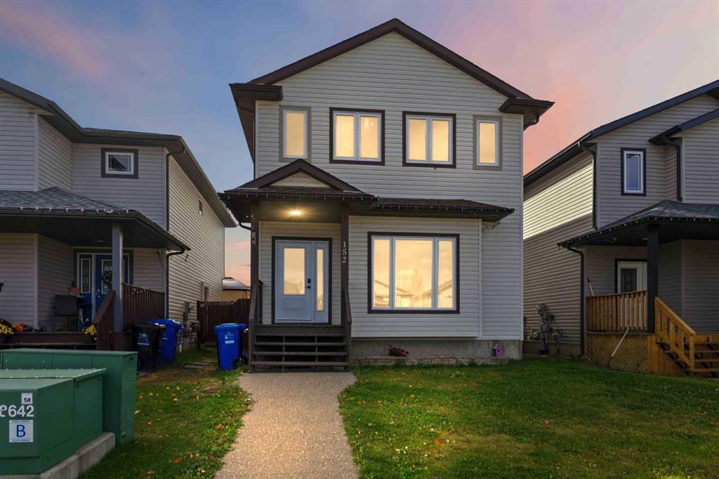 152 Chestnut Way , A2348891, Alberta,