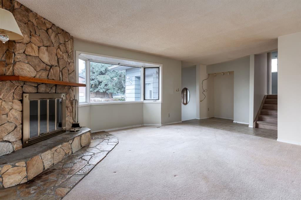 Fifth View of 4724 Nipawin Crescent NW, North Haven, Calgary, Alberta, T2K 2H9