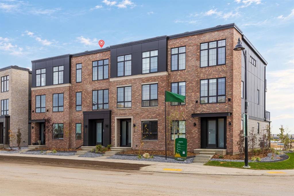 124 Greenwich Drive NW, A2348961, Alberta,
