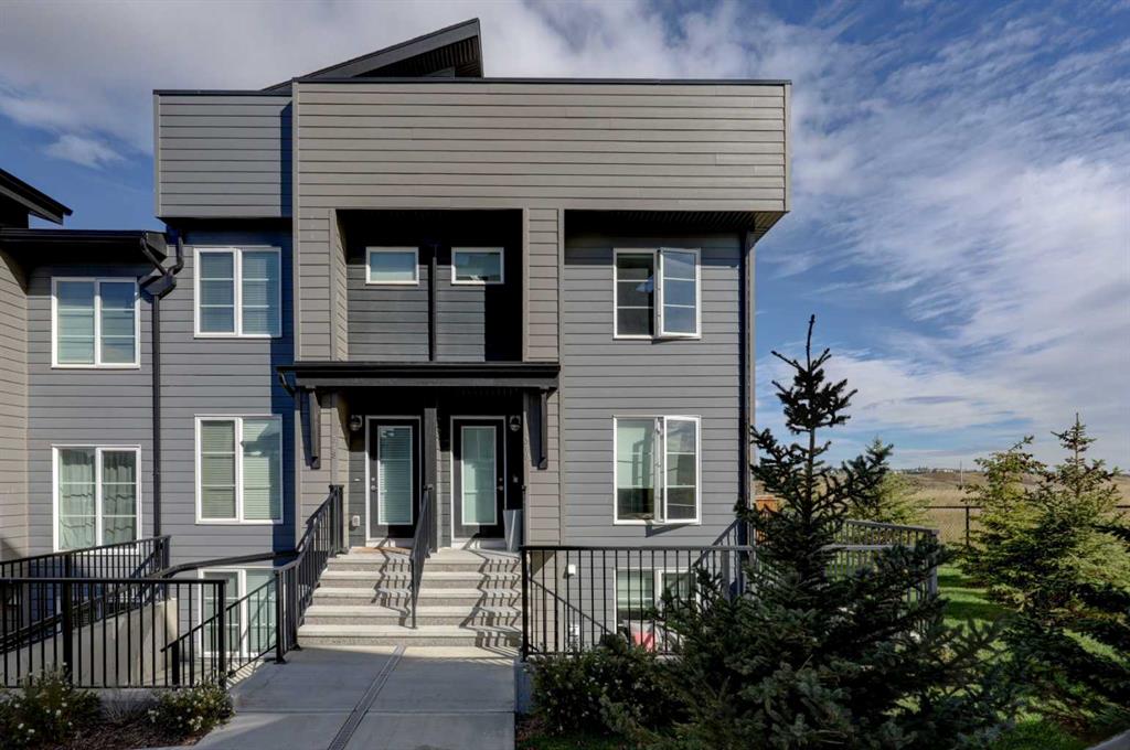 319, 260 Rowley Way NW, A2348982, Alberta,