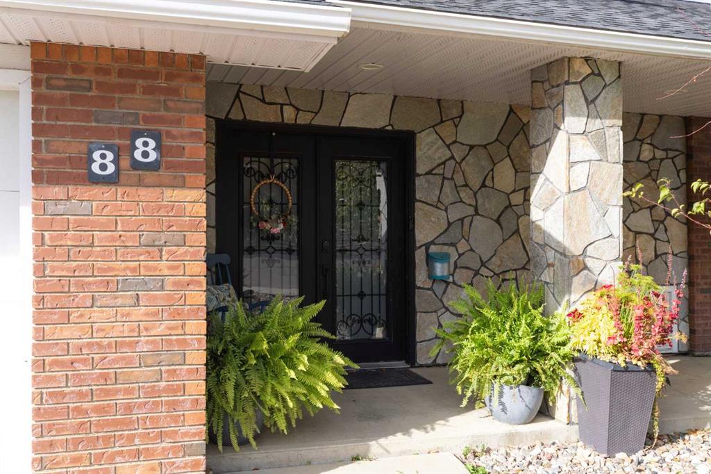 88 Cypress Way SE, A2348994, Alberta,