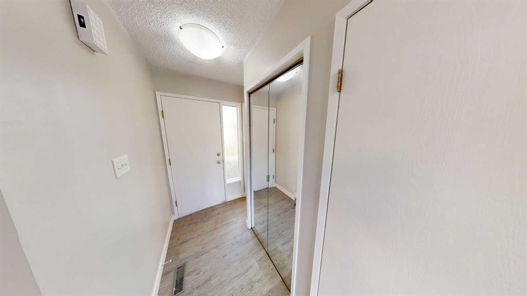 Third View of 7852 Cedarwood Park , Southview, Grande Prairie, Alberta, T8V4R8