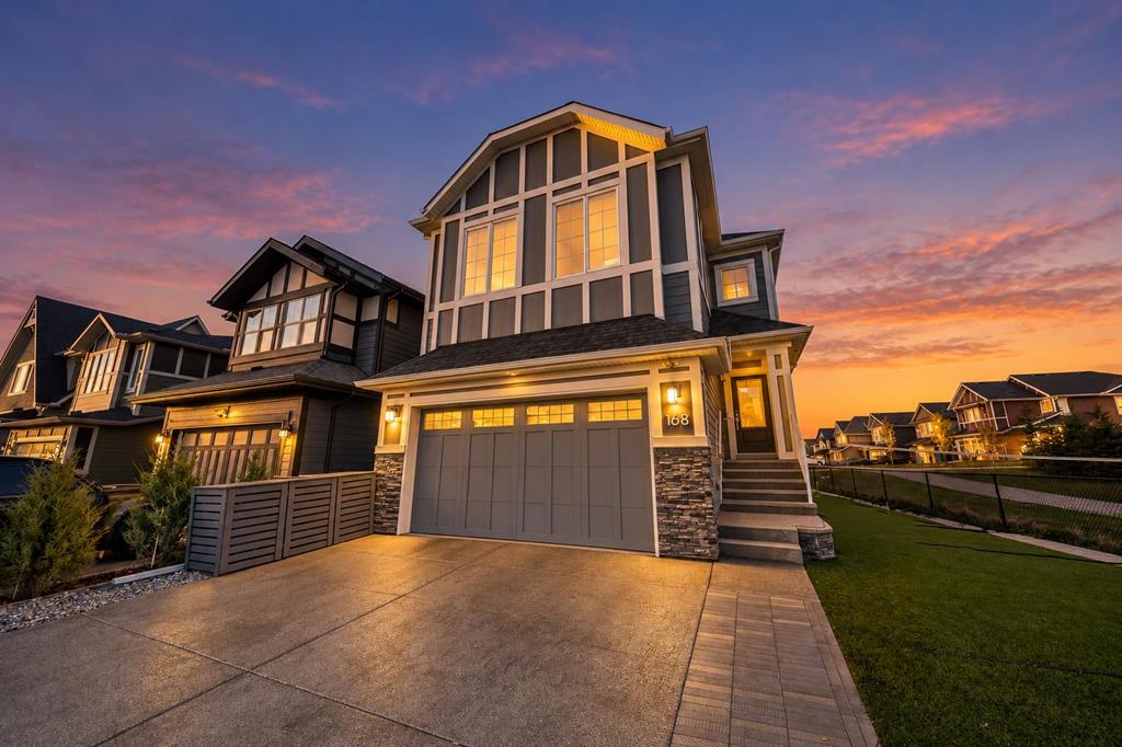 168 Magnolia Manor SE, A2349098, Alberta,