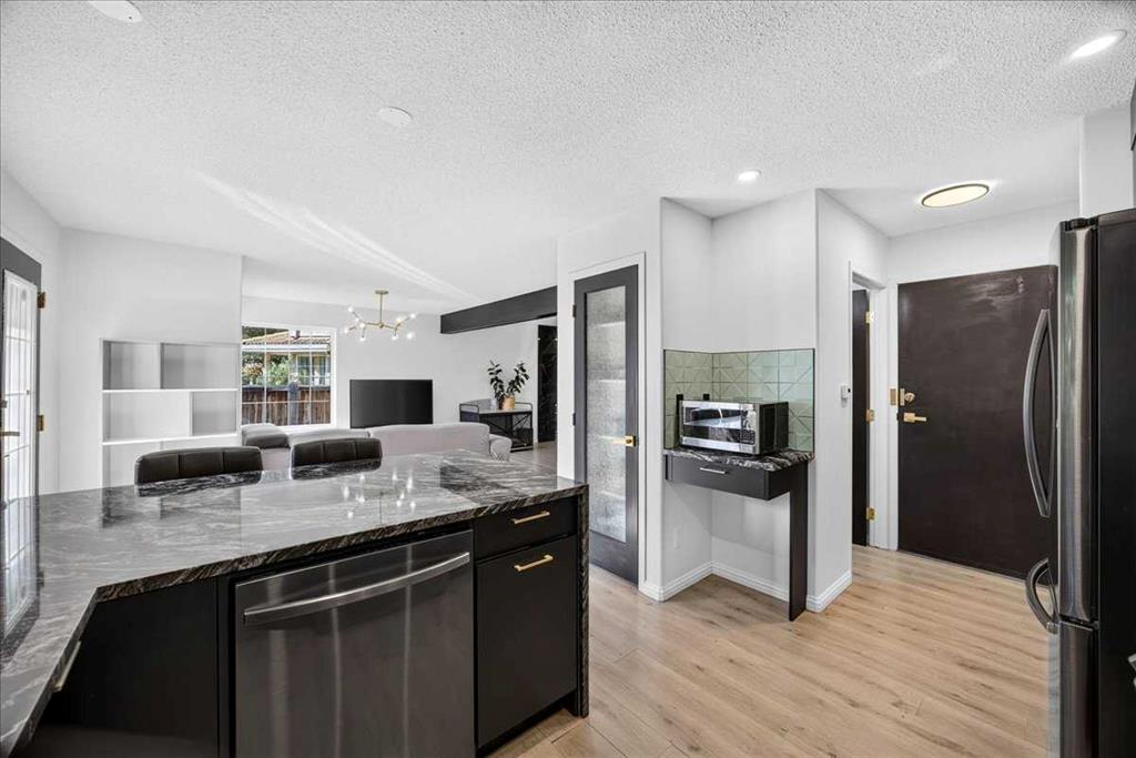 Fourth View of 1705 Patterson View SW, Patterson, Calgary, Alberta, T3H 3J9
