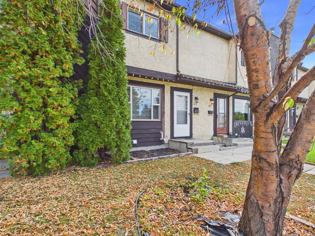 Fifth View of B, 4 Manning Street , Morrisroe Extension, Red Deer, Alberta, T4R 1N6