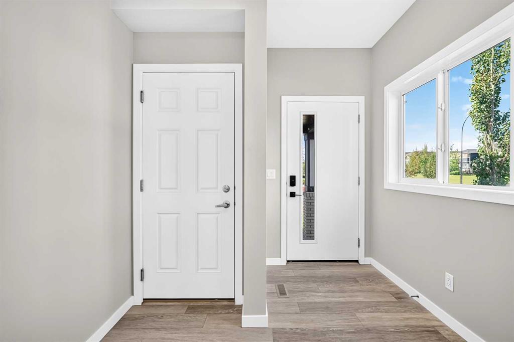Fourth View of 570 Creekstone Circle SW, Pine Creek, Calgary, Alberta, T2X 4Y3