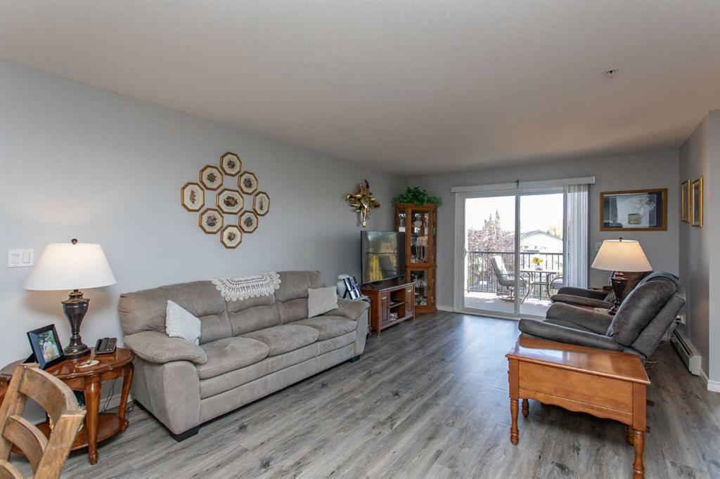 Fourth View of 2311, 12B Ironside Street , Inglewood West, Red Deer, Alberta, T4R3R6