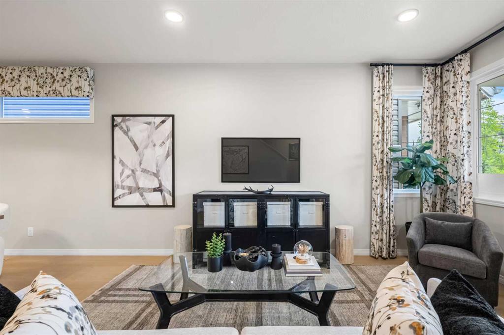 Fifth View of 174 Mitchell Road NW, Glacier Ridge, Calgary, Alberta, T3R 2G6
