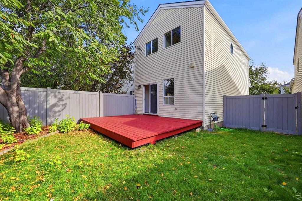11 Coventry Lane NE, A2349256, Alberta,