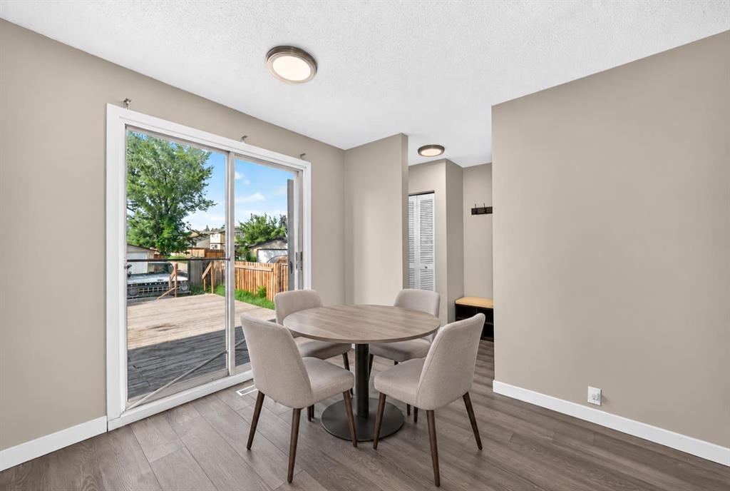 Fifth View of 96 Erin Woods Boulevard SE, Erin Woods, Calgary, Alberta, t2b 2r1