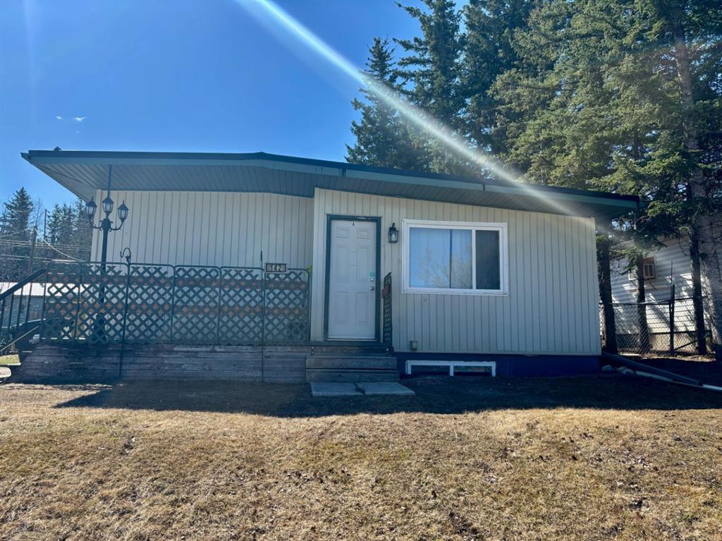 142 Meadow Drive , A2349273, Alberta,