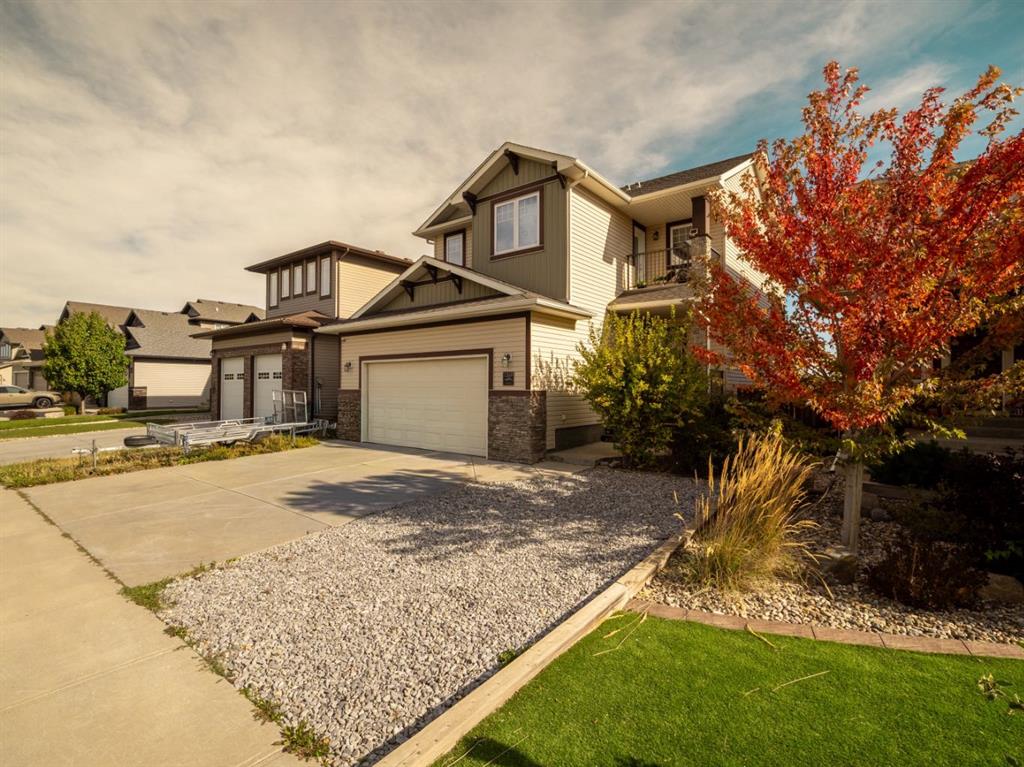Main View of 1569 Coalbanks Boulevard W, Copperwood, Lethbridge, Alberta, T1J 4H6