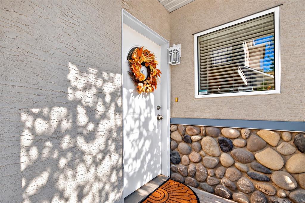 Third View of 102, 622 56 Avenue SW, Windsor Park, Calgary, Alberta, T2V 0G8