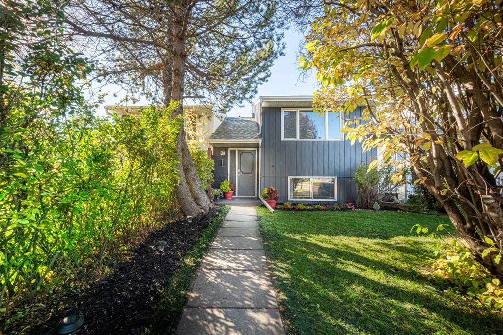 Third View of 28 Whiteside Crescent , West Park, Red Deer, Alberta, T4N5Z1