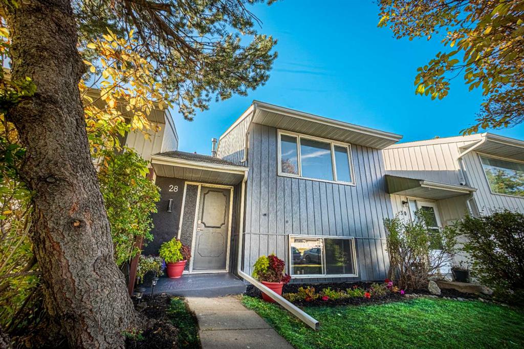 Fourth View of 28 Whiteside Crescent , West Park, Red Deer, Alberta, T4N5Z1