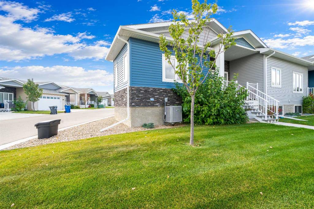 Fourth View of 1303, 401 Southlands Boulevard SE, Southland, Medicine Hat, Alberta, T1B 0T1