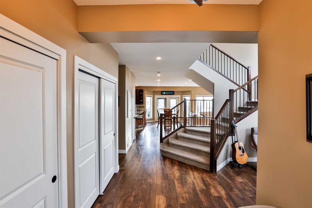 Fifth View of 555 Devonia Road W, The Crossings, Lethbridge, Alberta, T1J 5J6