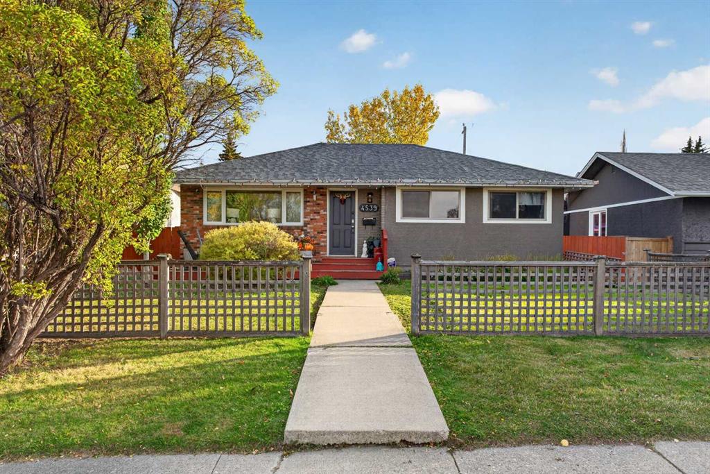 Third View of 4539 26 Avenue SW, Glenbrook, Calgary, Alberta, T3E 0P8
