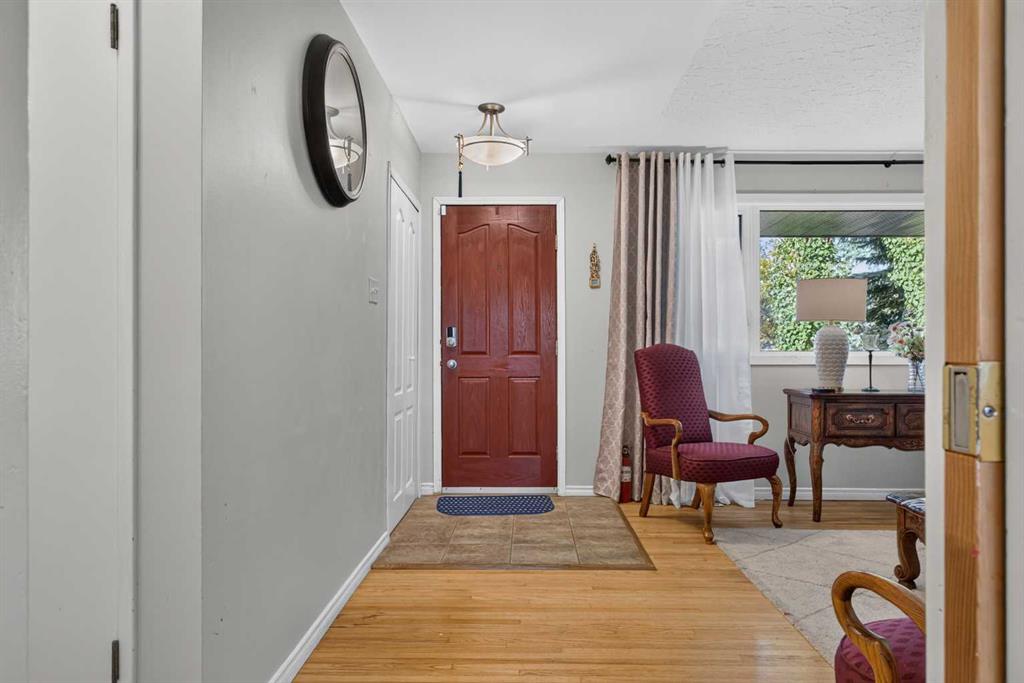 Fourth View of 4539 26 Avenue SW, Glenbrook, Calgary, Alberta, T3E 0P8