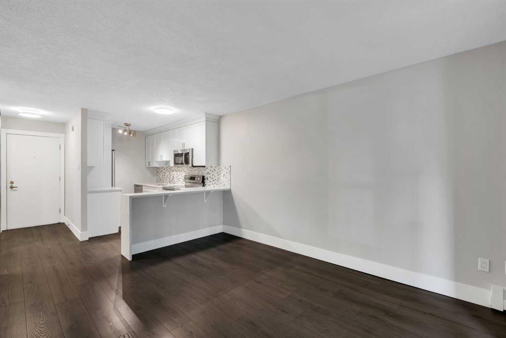 Third View of 103, 1015 14 Avenue SW, Beltline, Calgary, Alberta, T2R 0N9