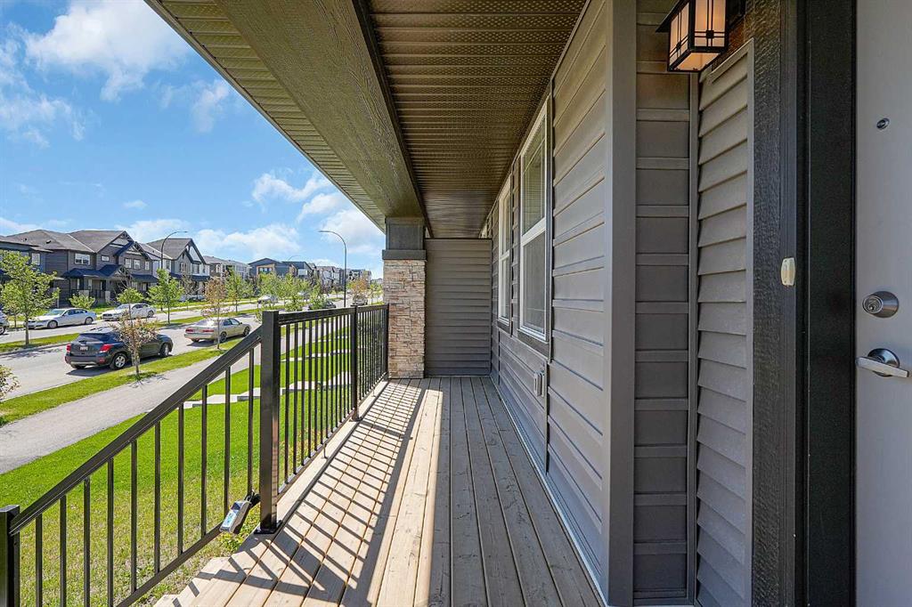 Third View of 125 Edith Gate NW, Glacier Ridge, Calgary, Alberta, T3R 1Z2