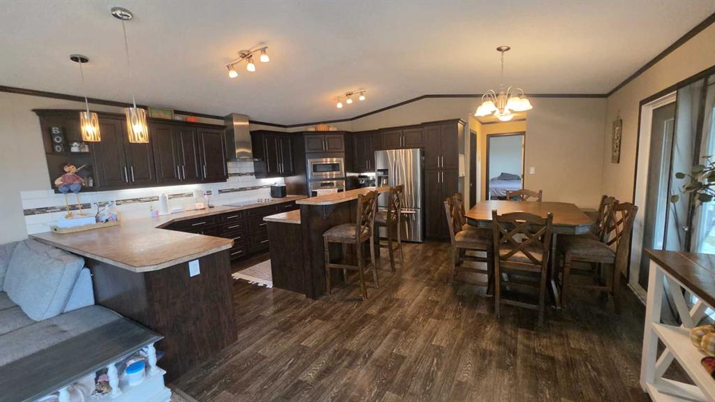 Third View of 940 MAIN Street NW, NONE, Milk River, Alberta, T0K1M0
