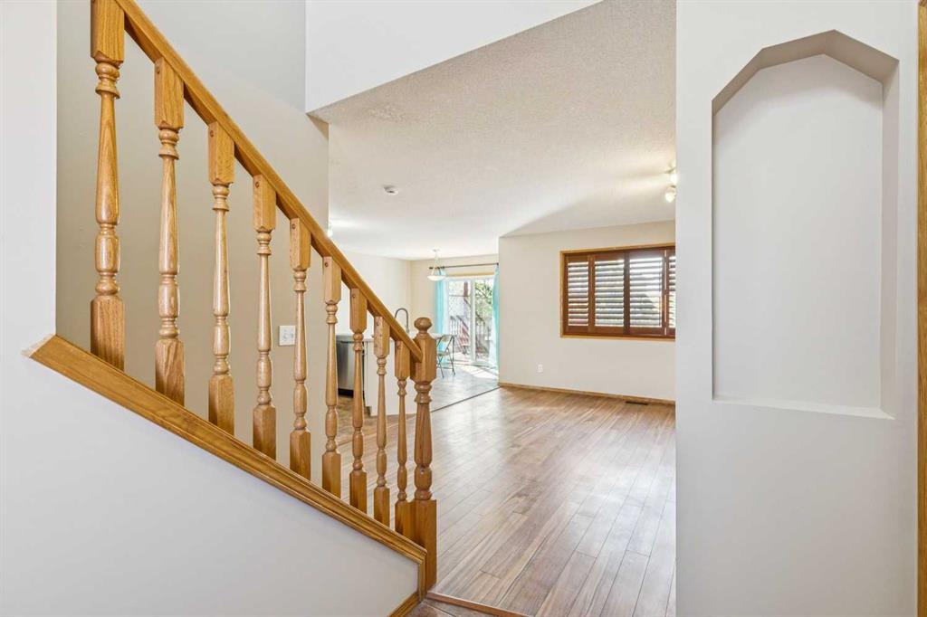 Fifth View of 8226 Saddleridge Drive NE, Saddle Ridge, Calgary, Alberta, T3J 4K7