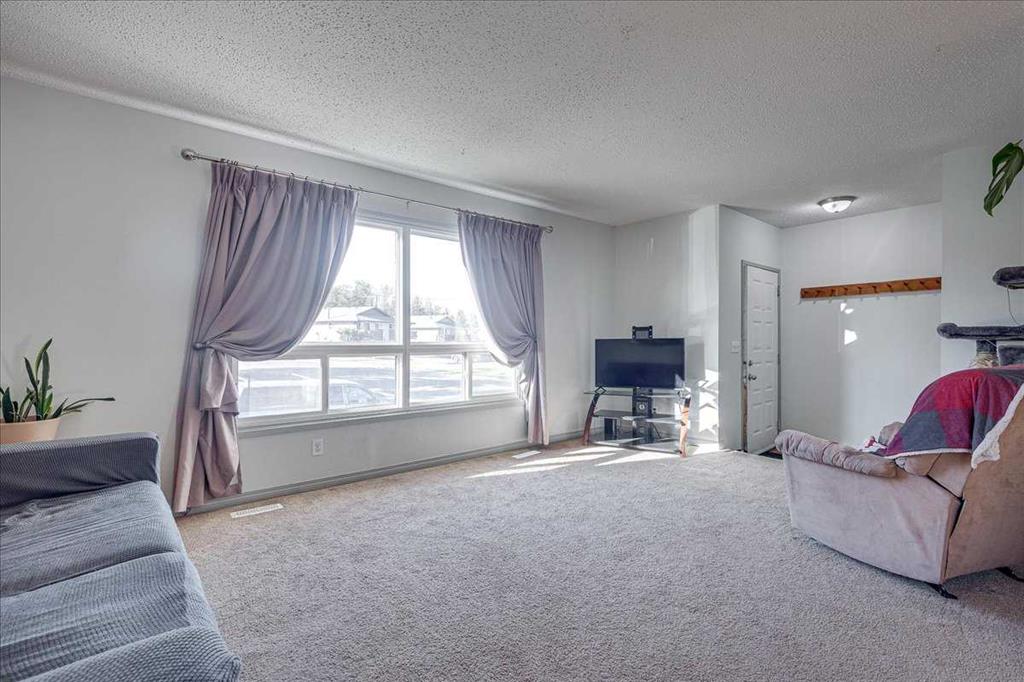 Fifth View of 18 Greenham Drive , Glendale Park Estates, Red Deer, Alberta, T4P2X4
