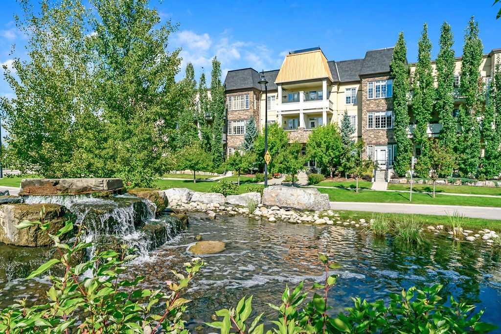 204, 39 Quarry Gate SE, A2349595, Alberta,