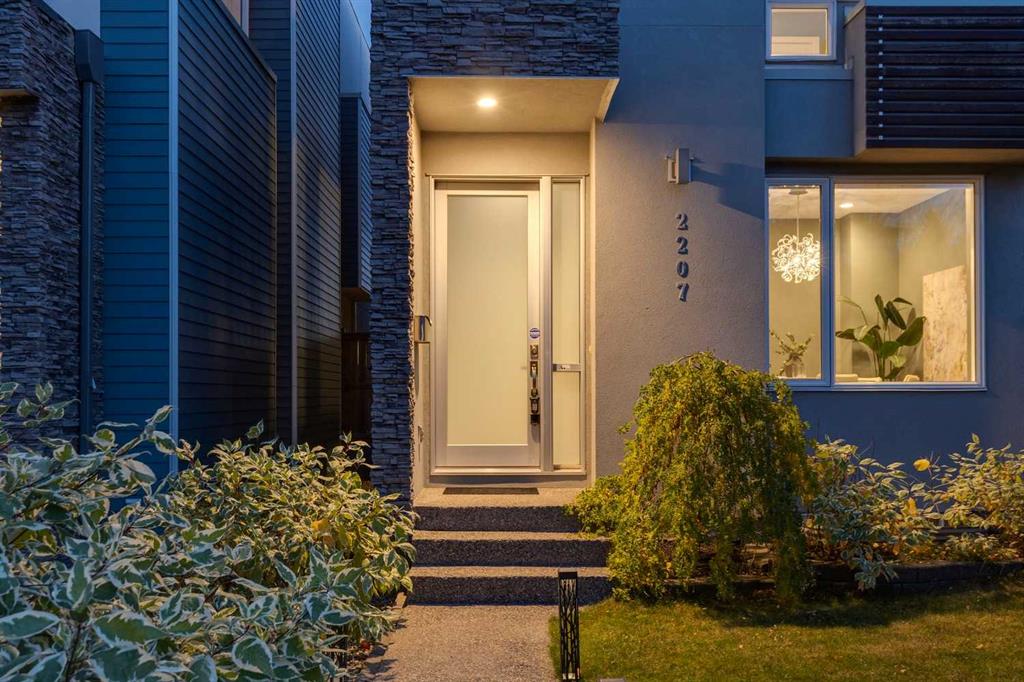 Third View of 2207 32 Avenue SW, Richmond, Calgary, Alberta, T2T 1X2