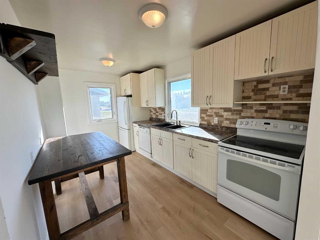 Fourth View of 4514 53 Avenue , NONE, Vermilion, Alberta, T9X 1R4