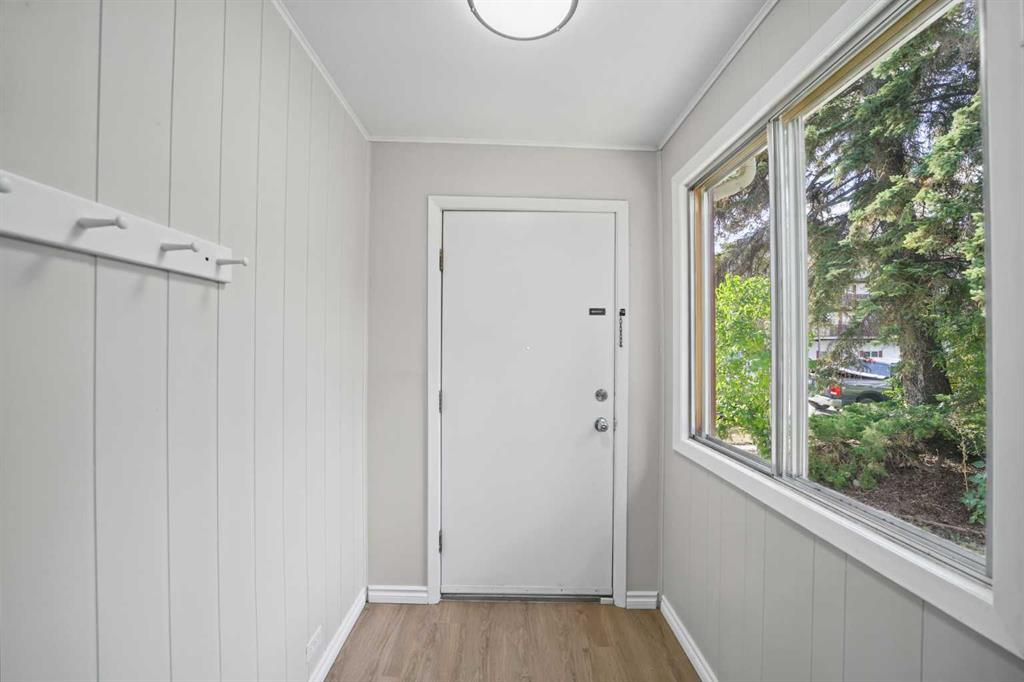 Third View of 5122 49 Street , NONE, Olds, Alberta, T4H1H4