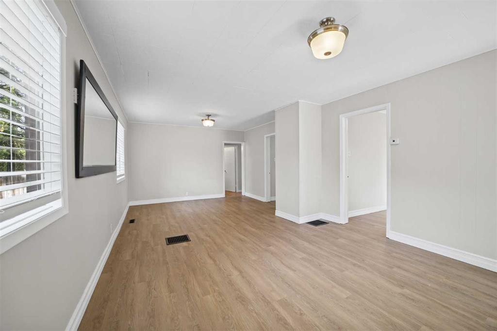 Fourth View of 5122 49 Street , NONE, Olds, Alberta, T4H1H4