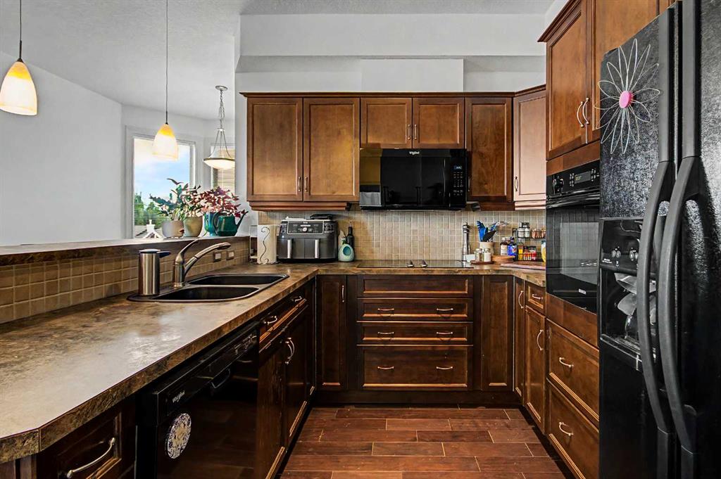 Fourth View of 542, 26 Val Gardena View SW, Springbank Hill, Calgary, Alberta, T3H5Z5
