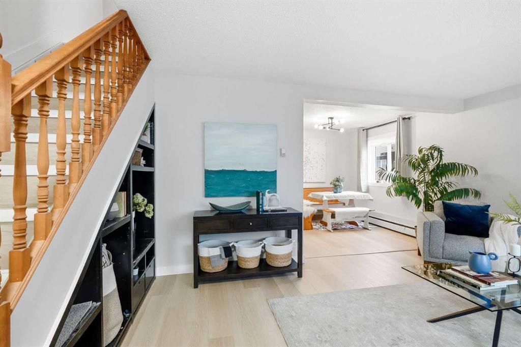 Fifth View of 99, 3809 45 Street SW, Glenbrook, Calgary, Alberta, T3E 3V6
