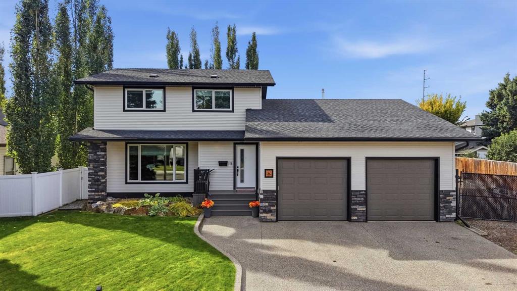Main View of 6 Wiltshire Place , West Park, Red Deer, Alberta, T0M 0J0