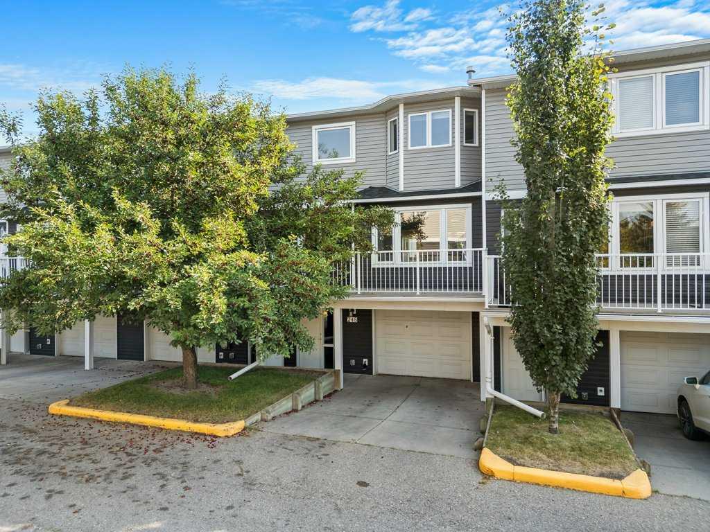 Fourth View of 248 Regal Park NE, Renfrew, Calgary, Alberta, T2E0S6