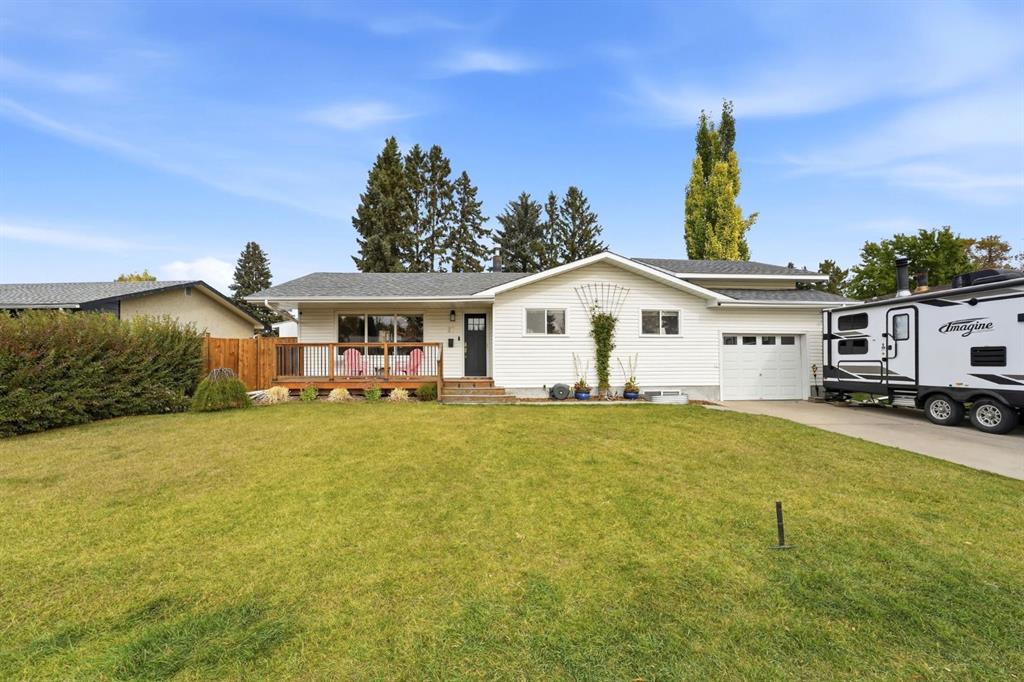 Third View of 37 Sherwood Crescent , Sunnybrook, Red Deer, Alberta, T4N 0A5