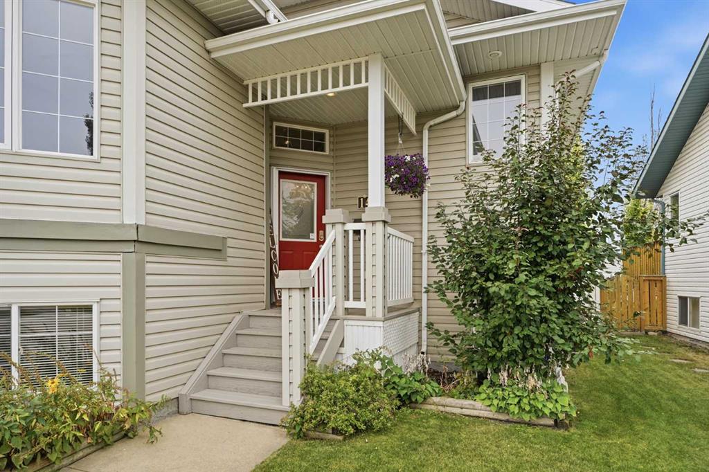 Fourth View of 14 Ladwig Close , Lonsdale, Red Deer, Alberta, T4R 2V6