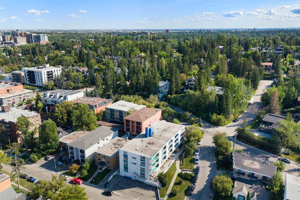 4, 930 Royal Avenue SW, A2349772, Alberta,