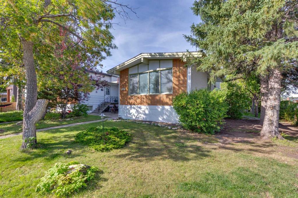 MLS® listing #116226873 for sale located at 1101 42 Street SW