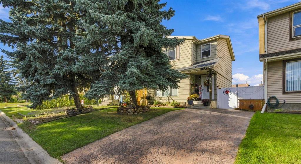 Third View of 17 Erin Ridge Road SE, Erin Woods, Calgary, Alberta, T2B 2W2