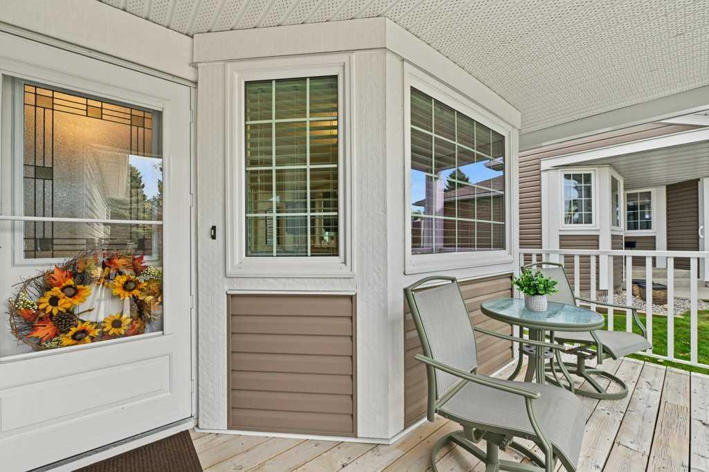 Fourth View of 51 Douglasbank Gardens SE, Douglasdale/Glen, Calgary, Alberta, T2Z 2C9
