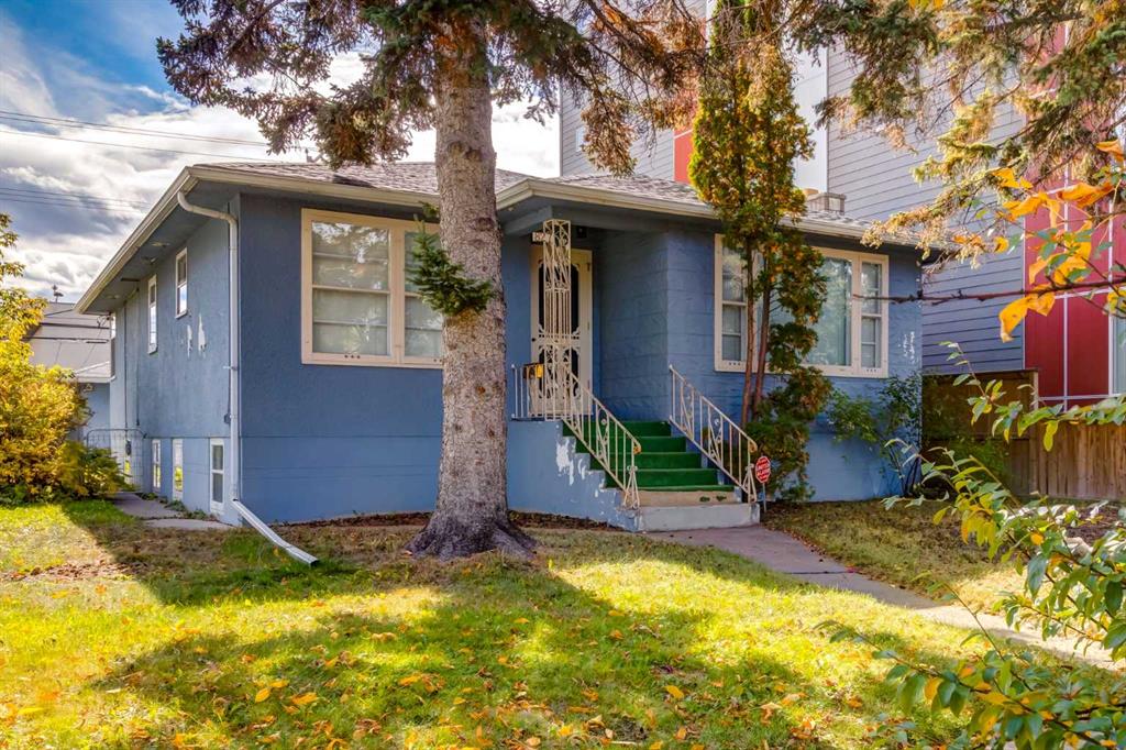 Third View of 827 17 Avenue NW, Mount Pleasant, Calgary, Alberta, T2M 0P1