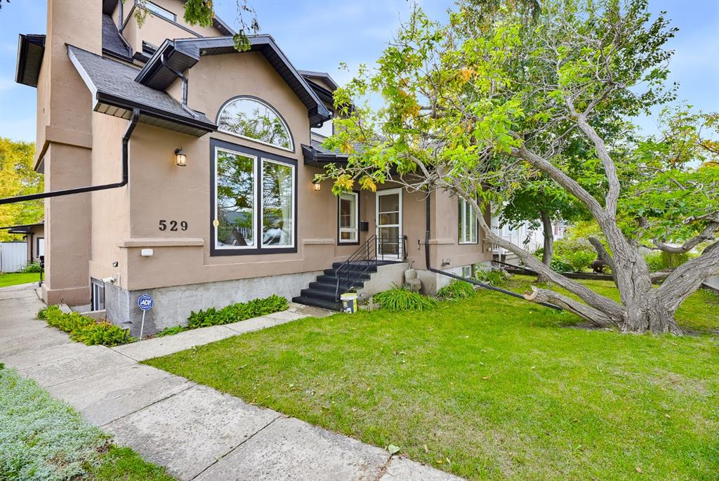 529 18 Avenue NW, A2349882, Alberta,
